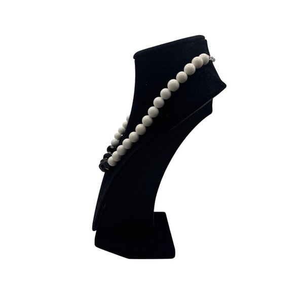 White Beaded Necklace Rhinestone Black Accents Adjustable Clasp Statement Jewelr - Picture 4 of 5